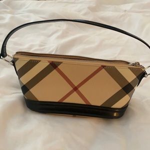 Authentic Burberry small coated canvas nova check shoulder bag
